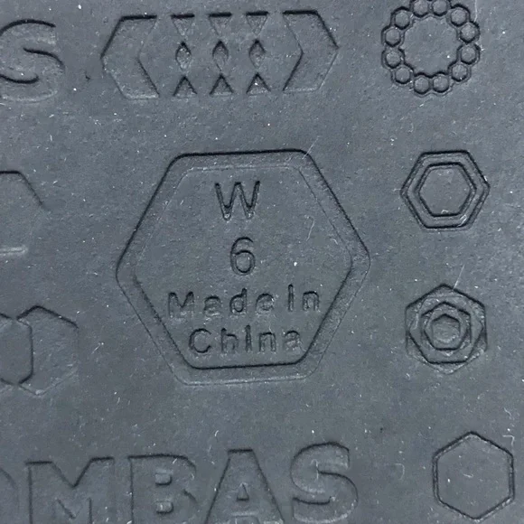 Bombas Sunday Slippers sz 6 - Picture 7 of 12